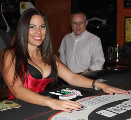 Heidi dealing at Free Poker Mondays, Rock Bottom Brewery on Shea in Scottsdale