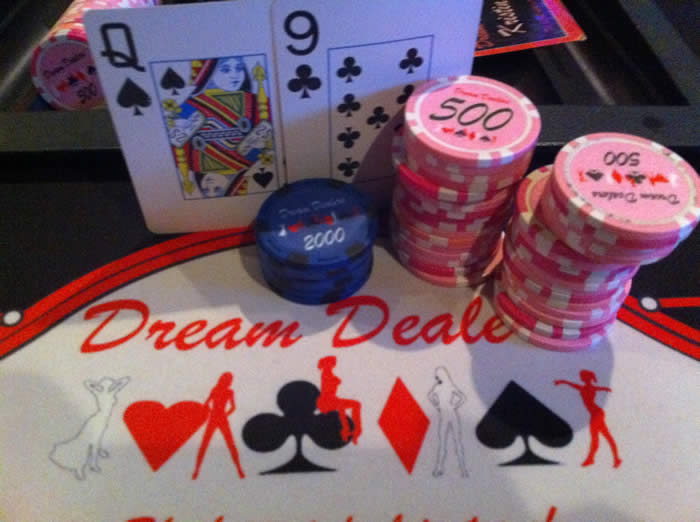 Dream dealers logo