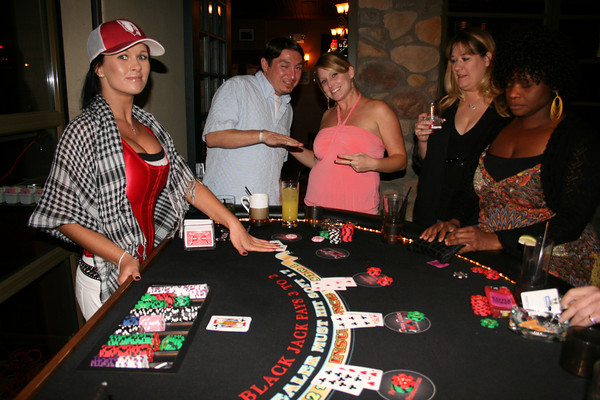 Dream Dealer Lisa Dealing Blackjack at a Scottsdale Corporate Party Casino Night